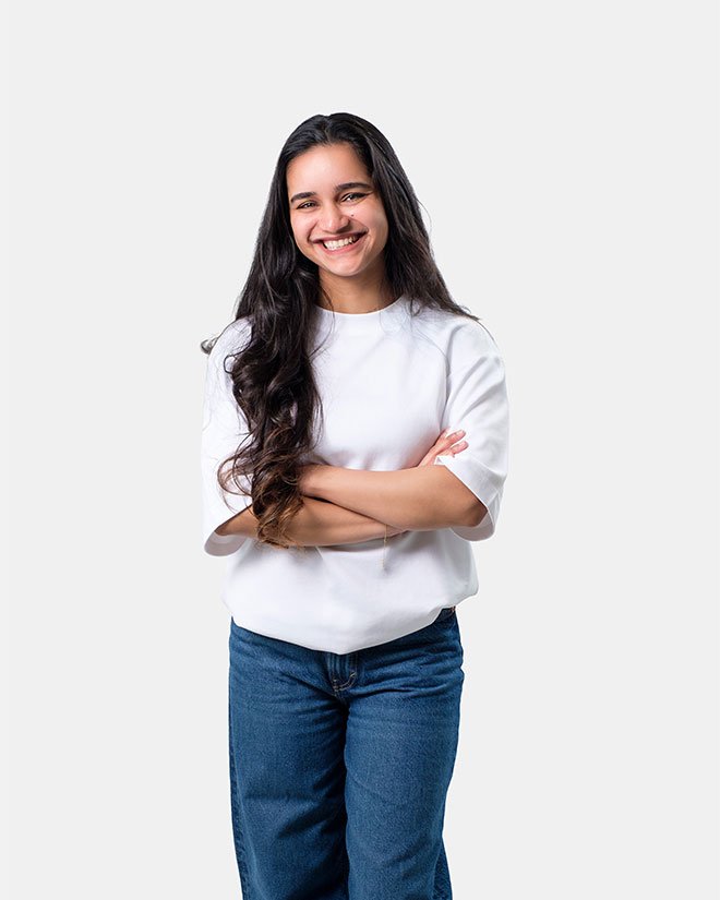 Portrait of Lubna Pathan, head of content and growth strategy at idearium, a Canadian website design and SEO agency.